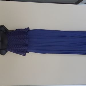 Blue maxi dress. Linen feeling